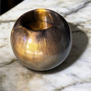 Elegant Gold and Black resin tea light candle holder